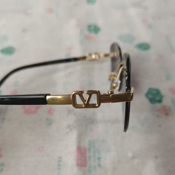 Valentino Black Frame Glasses - Picture 6 of 11